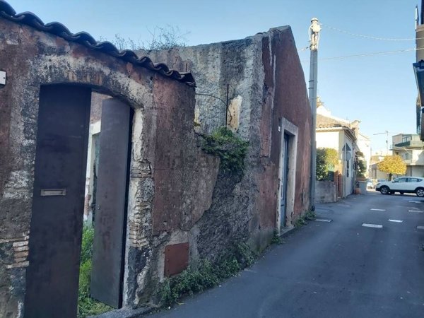appartamento in vendita a Tremestieri Etneo