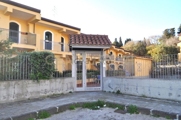 casa indipendente in vendita a Tremestieri Etneo