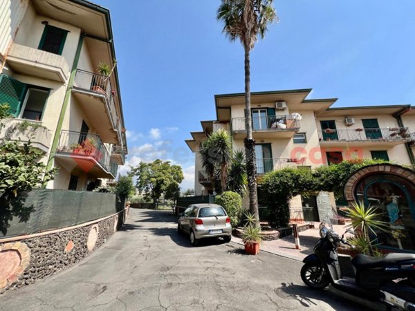 appartamento in vendita a Tremestieri Etneo