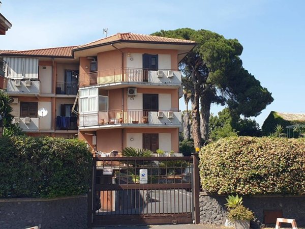 appartamento in vendita a Tremestieri Etneo