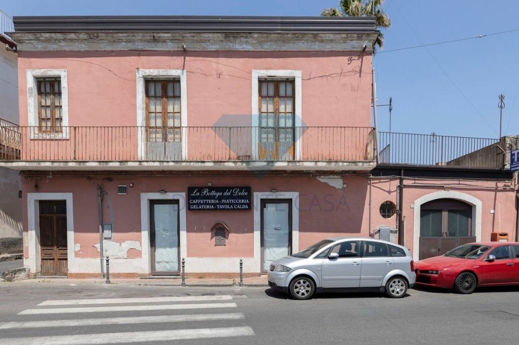 casa indipendente in vendita a Tremestieri Etneo