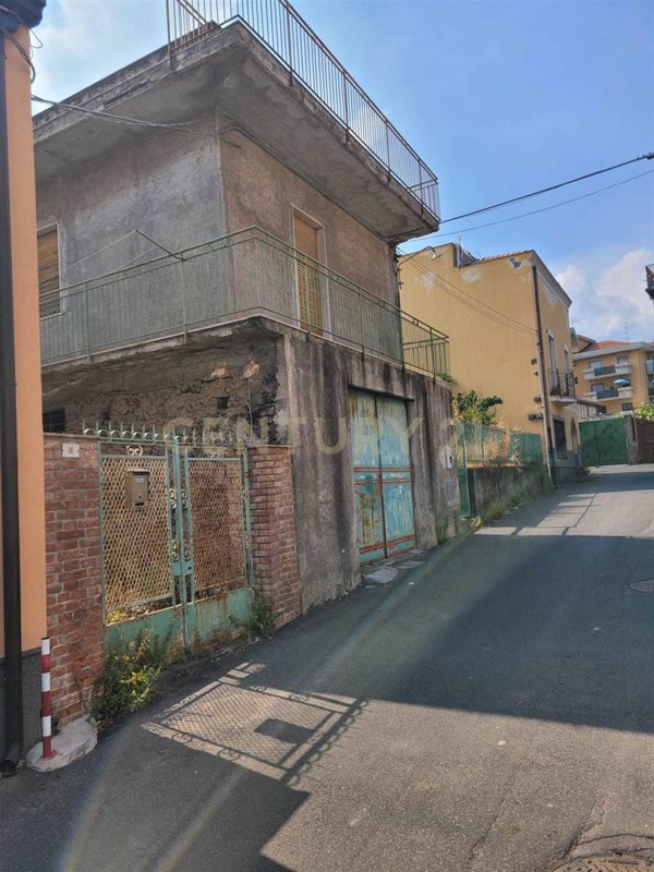 casa indipendente in vendita a Tremestieri Etneo