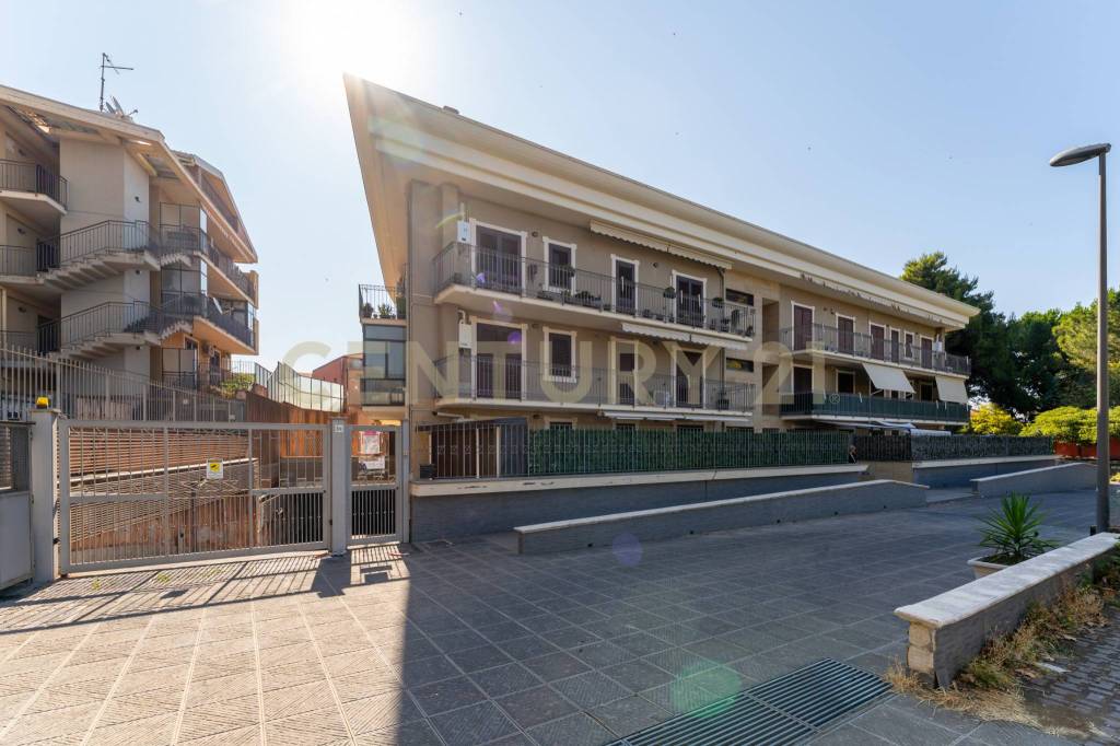 appartamento in vendita a Tremestieri Etneo