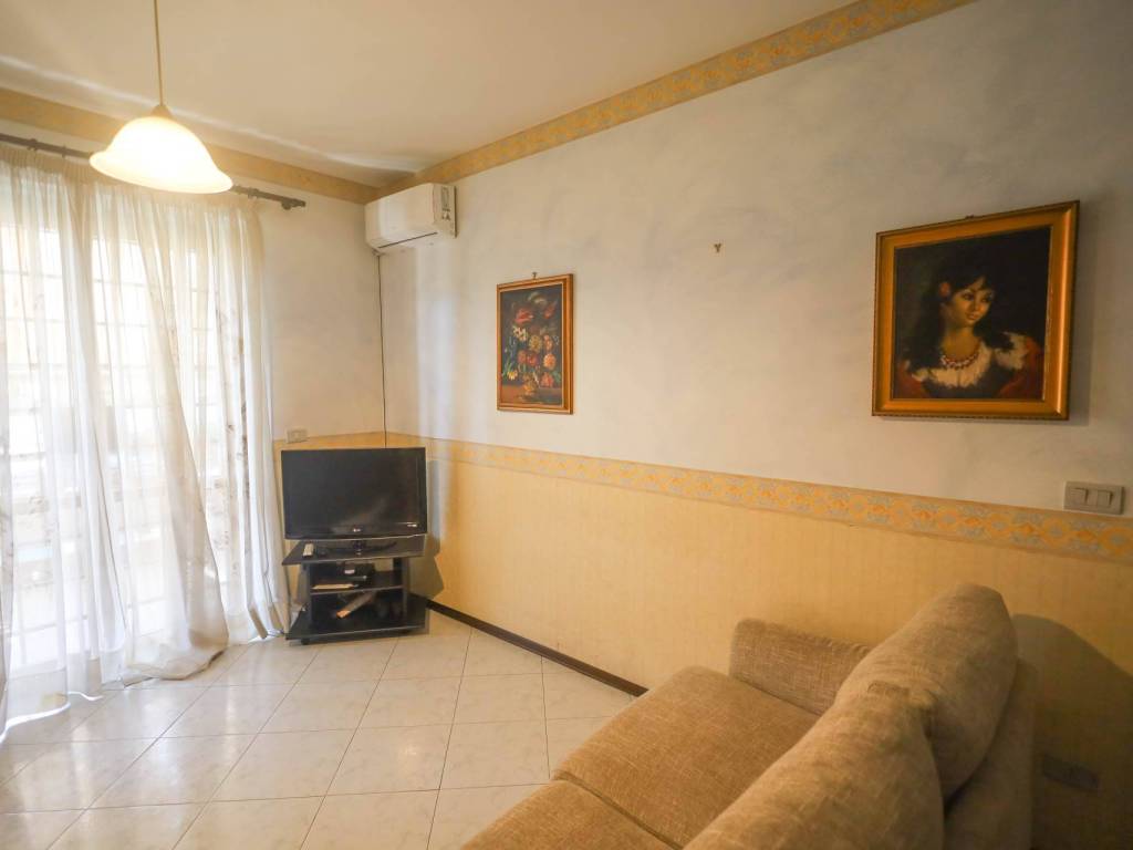 appartamento in vendita a Tremestieri Etneo