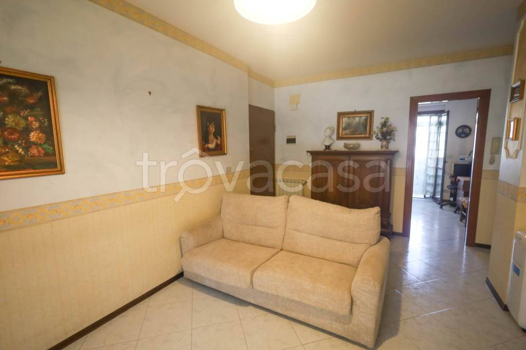 appartamento in vendita a Tremestieri Etneo