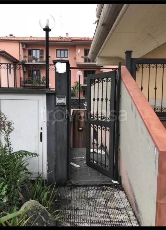 ufficio in vendita a Tremestieri Etneo