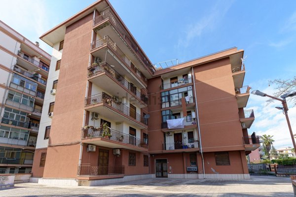 appartamento in vendita a Tremestieri Etneo