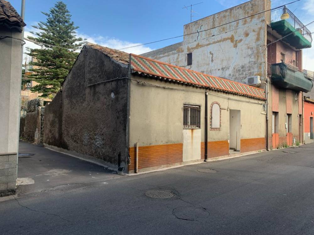 casa indipendente in vendita a Tremestieri Etneo
