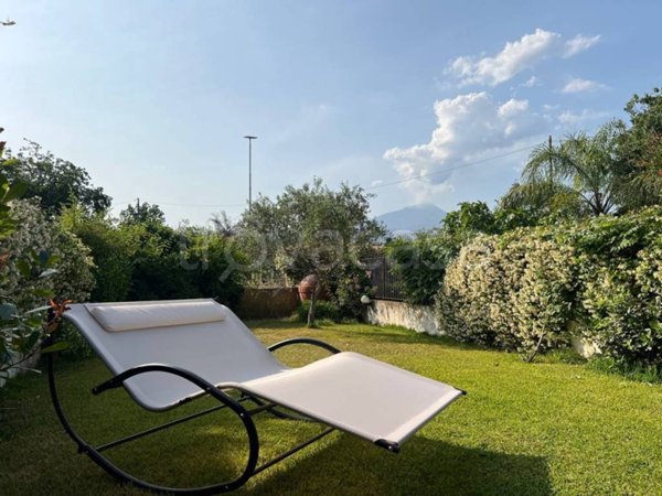 casa indipendente in vendita a Tremestieri Etneo