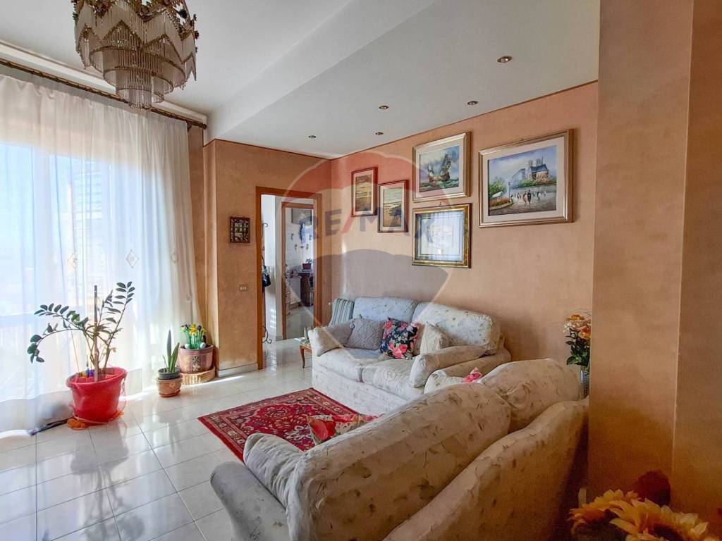 appartamento in vendita a Tremestieri Etneo