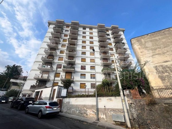 appartamento in vendita a Tremestieri Etneo in zona Canalicchio