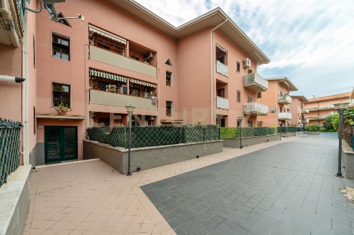 appartamento in vendita a Tremestieri Etneo