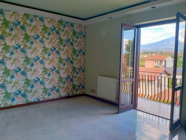 appartamento in vendita a Tremestieri Etneo