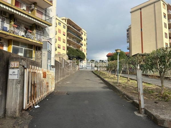 appartamento in vendita a Tremestieri Etneo in zona Canalicchio