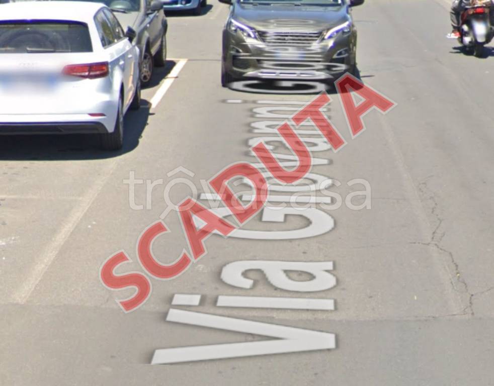 locale commerciale in vendita a Tremestieri Etneo