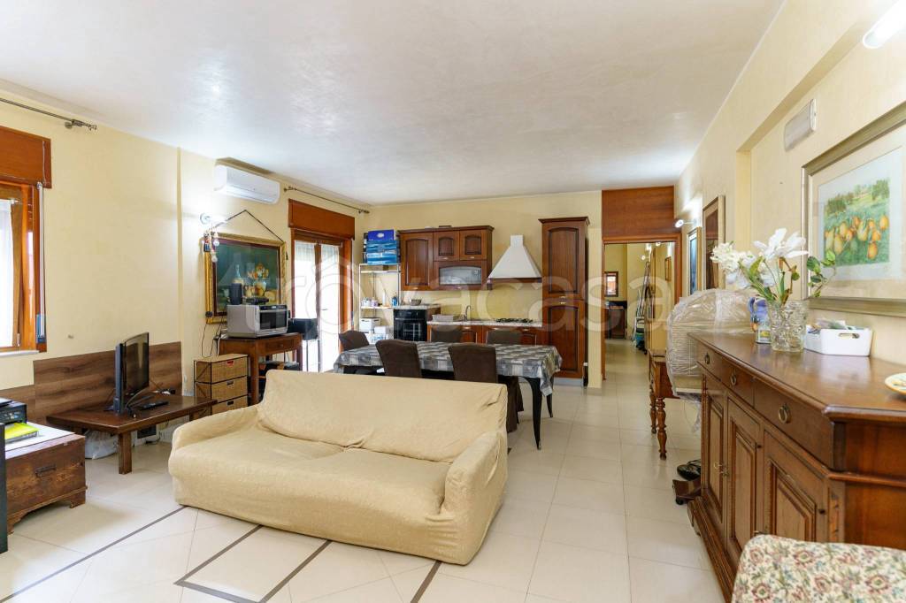 appartamento in vendita a Tremestieri Etneo in zona Canalicchio