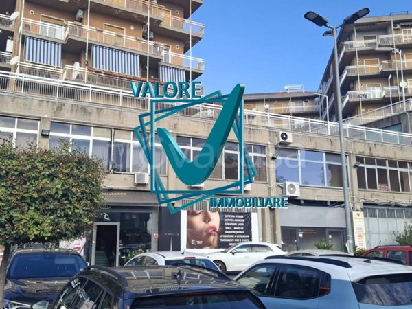 locale commerciale in vendita a Tremestieri Etneo in zona Canalicchio