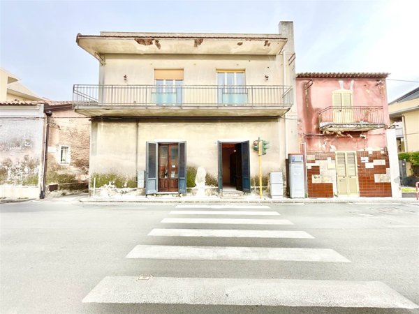appartamento in vendita a Tremestieri Etneo