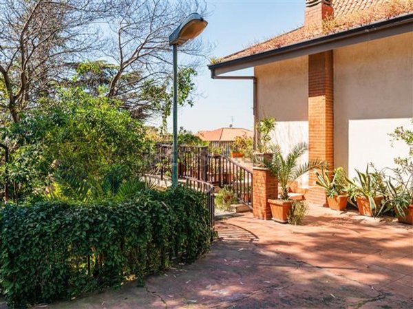 casa indipendente in vendita a Tremestieri Etneo