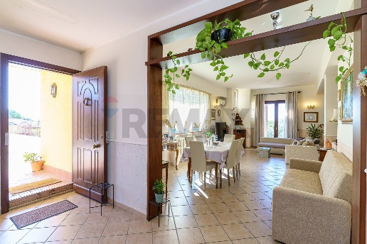 casa indipendente in vendita a Tremestieri Etneo