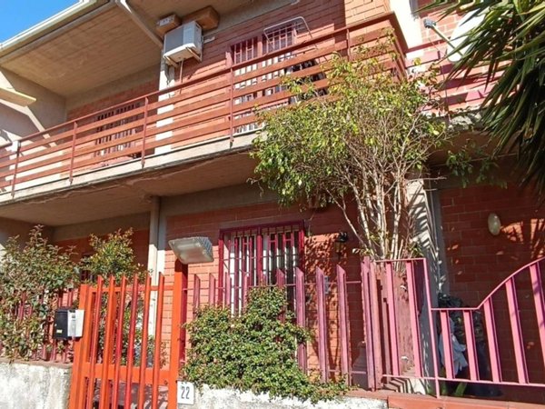 casa indipendente in vendita a Tremestieri Etneo