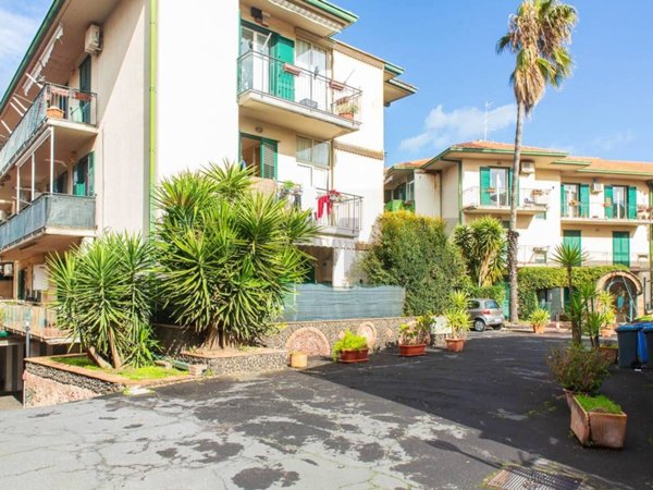 appartamento in vendita a Tremestieri Etneo