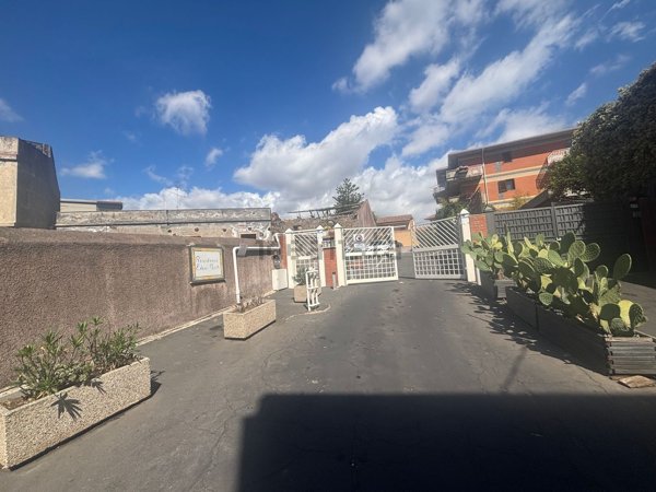 appartamento in vendita a Tremestieri Etneo