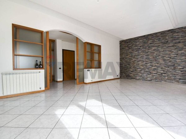 appartamento in vendita a Tremestieri Etneo