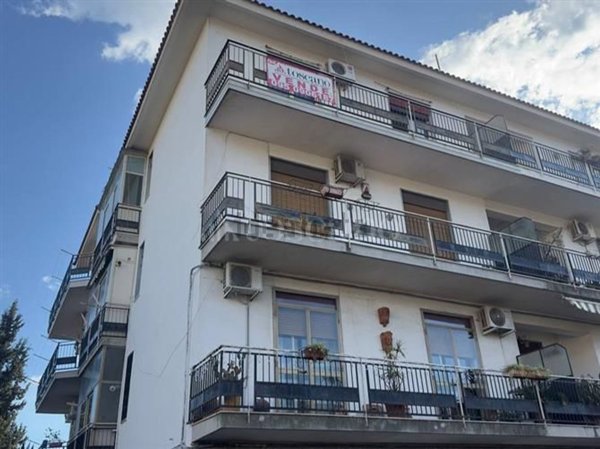 appartamento in vendita a Tremestieri Etneo