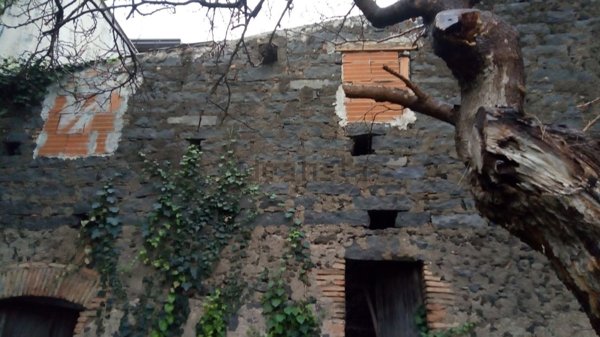 quadrivano in vendita a Tremestieri Etneo