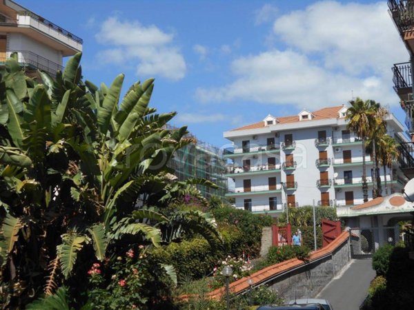 appartamento in vendita a Tremestieri Etneo