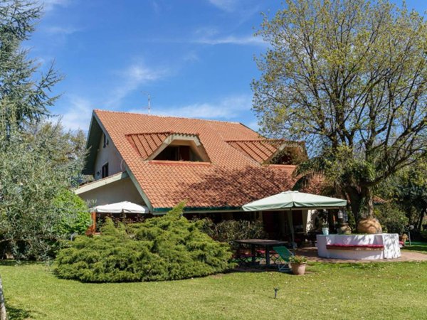 casa indipendente in vendita a Tremestieri Etneo