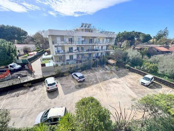 appartamento in vendita a Tremestieri Etneo