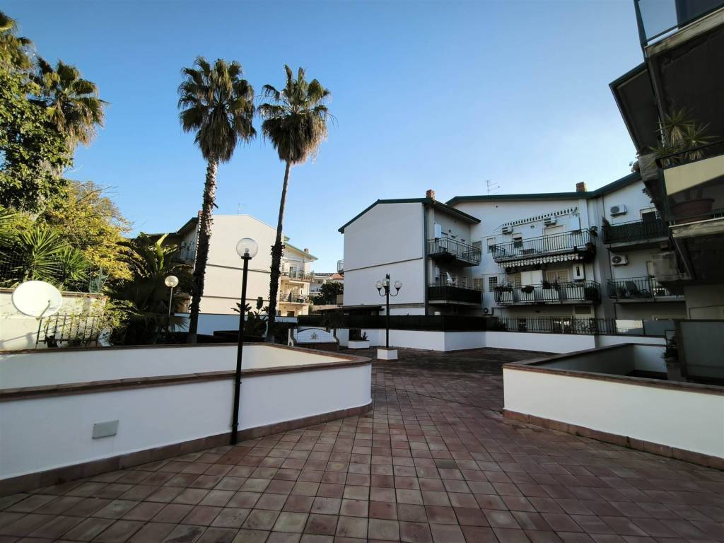 appartamento in vendita a Tremestieri Etneo