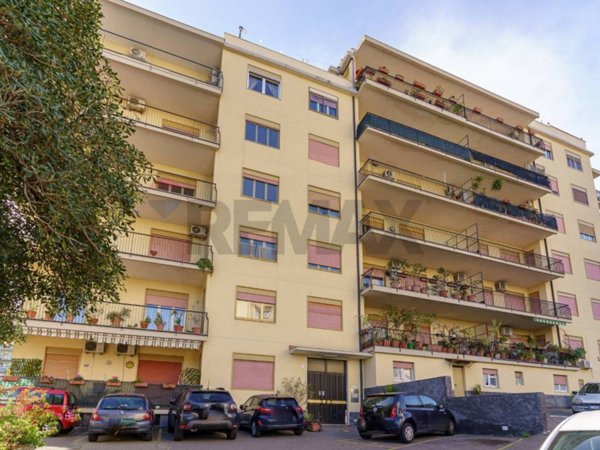 appartamento in vendita a Tremestieri Etneo