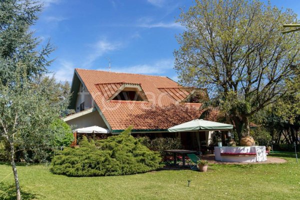 casa indipendente in vendita a Tremestieri Etneo