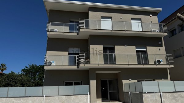 appartamento in vendita a Tremestieri Etneo