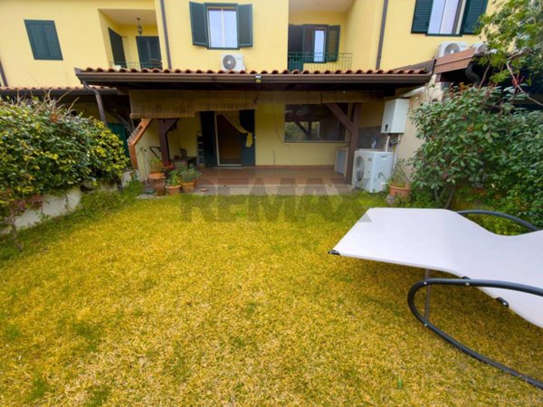 casa indipendente in vendita a Tremestieri Etneo