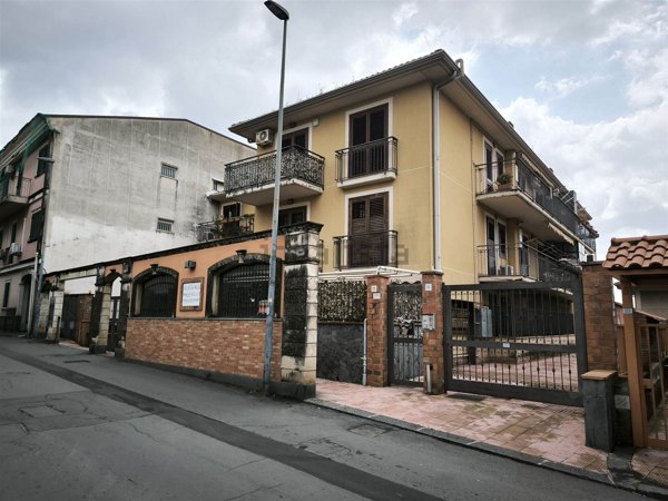 appartamento in vendita a Tremestieri Etneo