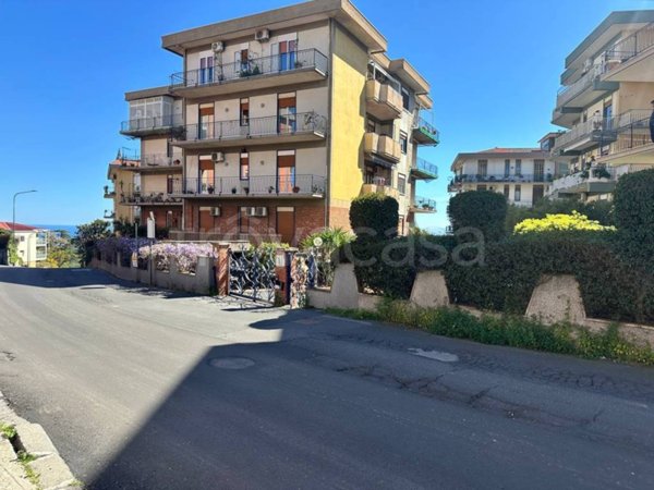 appartamento in vendita a Tremestieri Etneo in zona Canalicchio