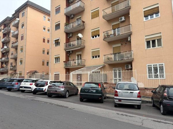 appartamento in vendita a Tremestieri Etneo