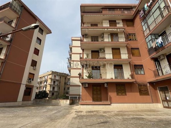 appartamento in vendita a Tremestieri Etneo