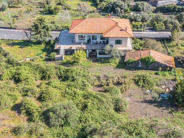 casa indipendente in vendita a Tremestieri Etneo