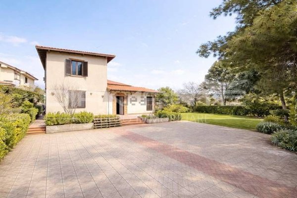 casa indipendente in vendita a Tremestieri Etneo