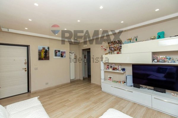 appartamento in vendita a Tremestieri Etneo