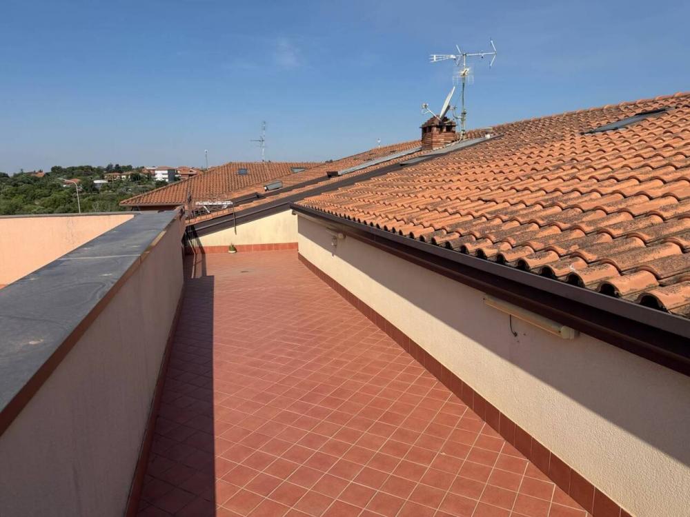 appartamento in vendita a Tremestieri Etneo
