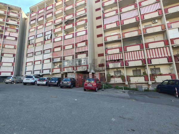 appartamento in vendita a Tremestieri Etneo