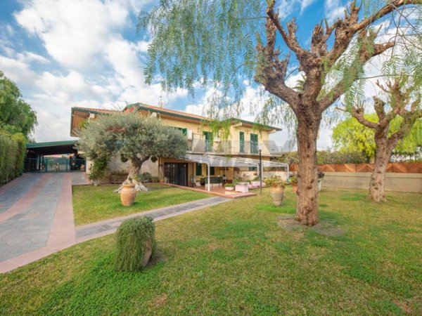 casa indipendente in vendita a Tremestieri Etneo