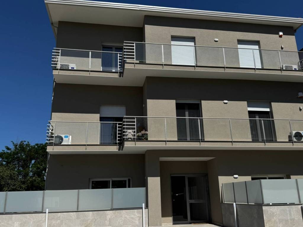 appartamento in vendita a Tremestieri Etneo
