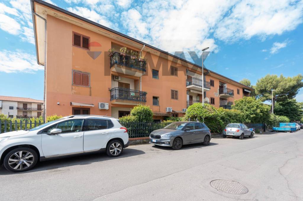 appartamento in vendita a Tremestieri Etneo